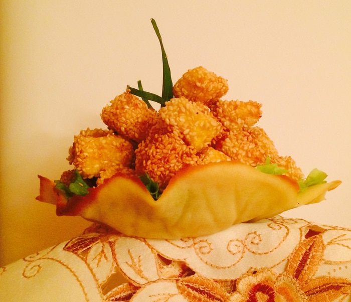 Сырные кубики в съедобных корзиночках
