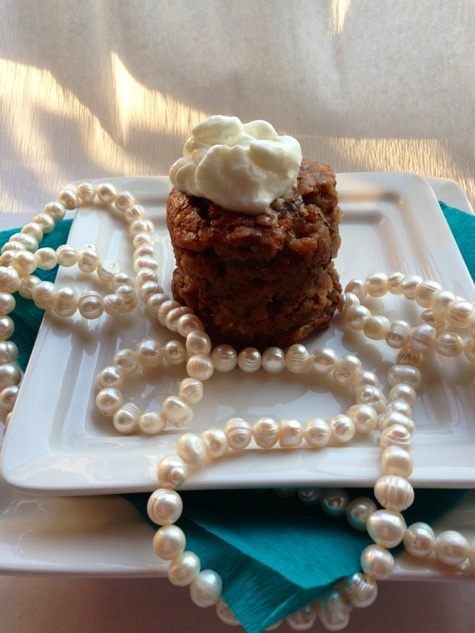 Пудинг &amp;quot;Грех чревоугодия&amp;quot; с финиками и орехами под апельсиново-коньячным соусом 