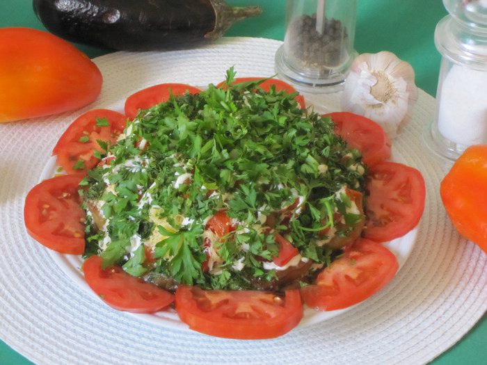 Салат из баклажанов с сыром