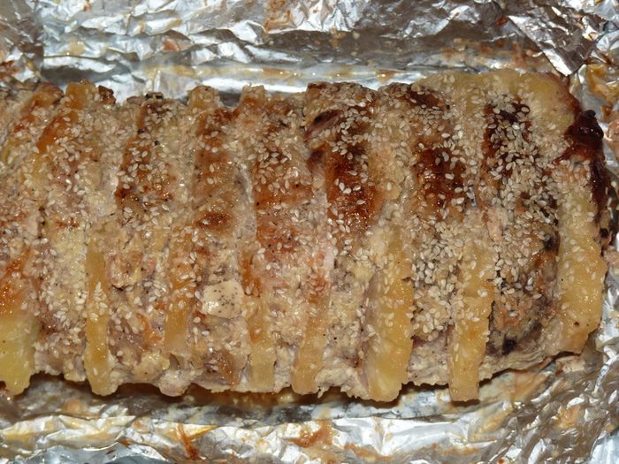 Запеченная корейка с ананасами