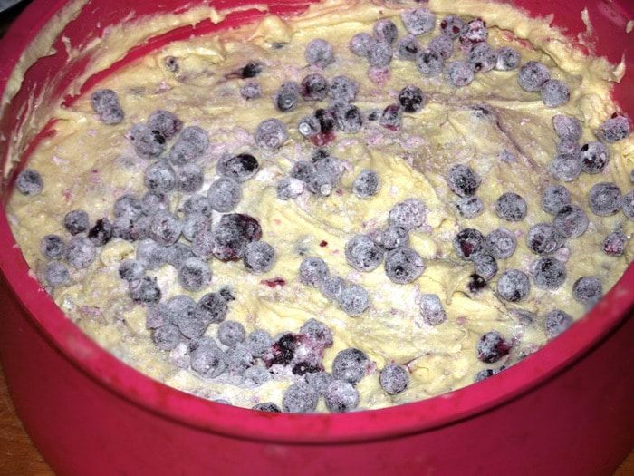 Блонди с белым шоколадом и черникой