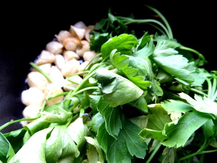 Французский чесночный суп с сырными гренками