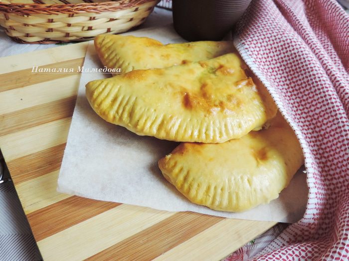 Духовые лепешки с сырно-творожной начинкой