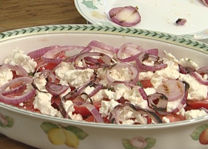 Овощная лазанья с козьим сыром