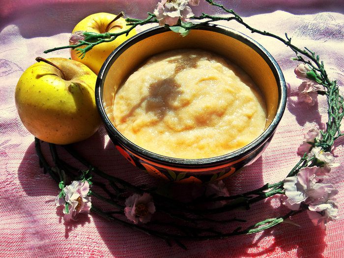 Яблочное пюре со сгущёнкой