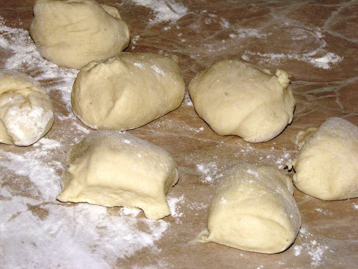 Булочки-роллы с грибным дип-соусом
