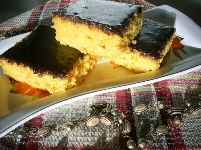 Морковный пирог в шоколадной глазури