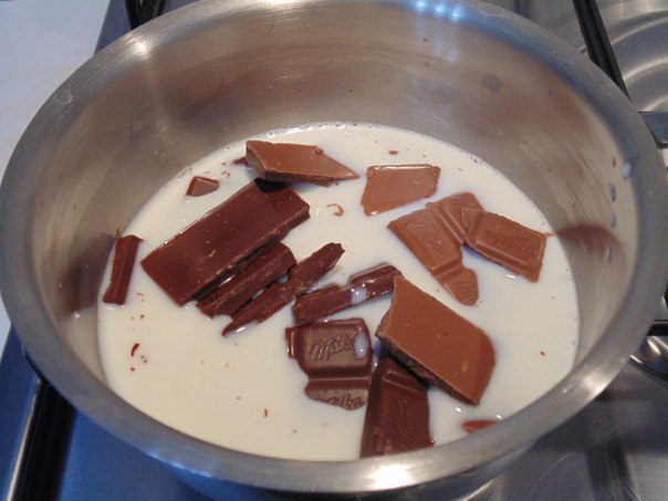 Мандариновое желе с шоколадным муссом