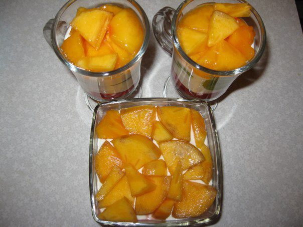 Десерт творожно-фруктовый