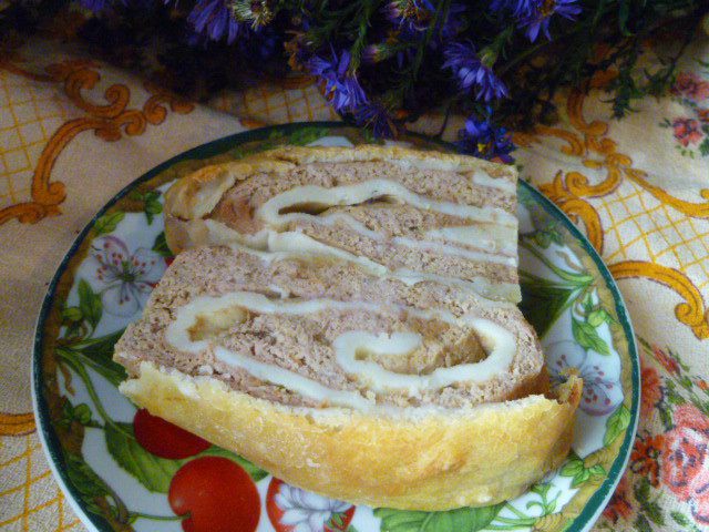 Мясной рулет в тесте &amp;quot;Два из одного&amp;quot;