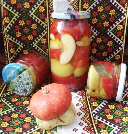 Маринованные гогошары с медом и яблоком