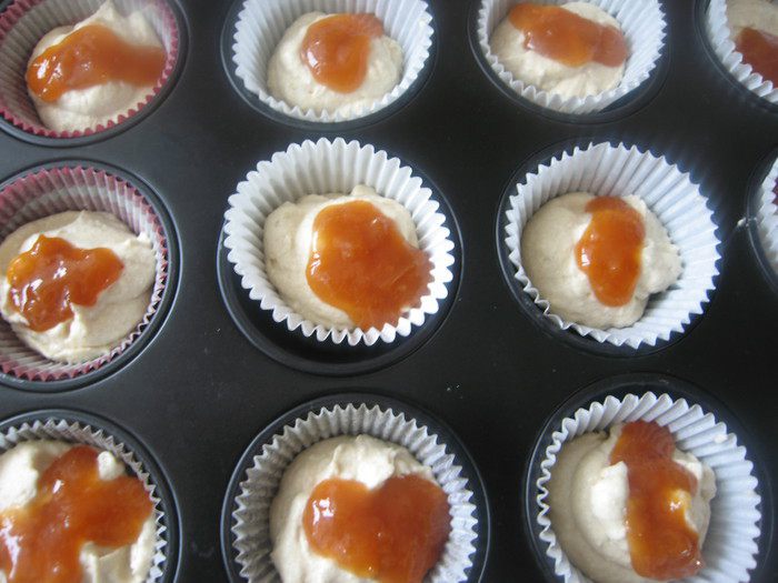 Творожные кексы с заварным ванильным кремом