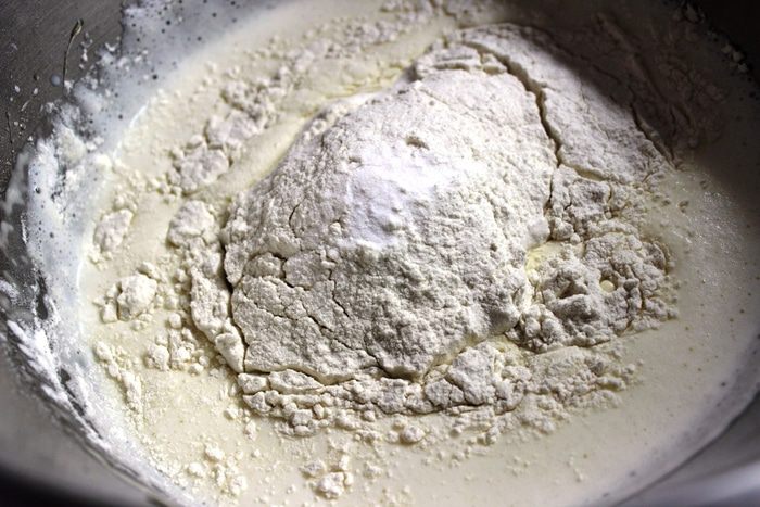 Пирог с семгой и сыром