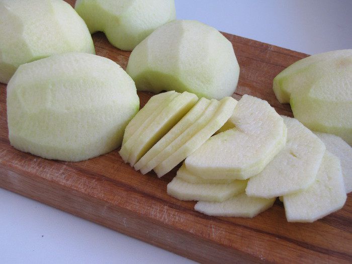 Яблочно-ореховый пирог