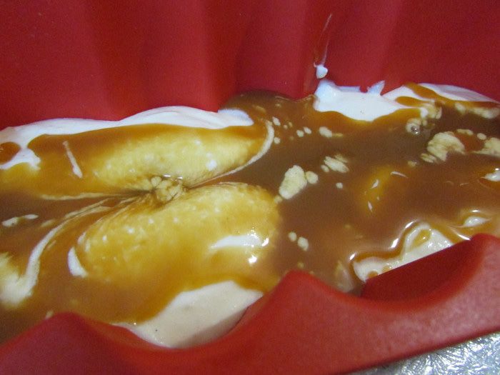 Ванильно-карамельное парфе с морской солью и орехами