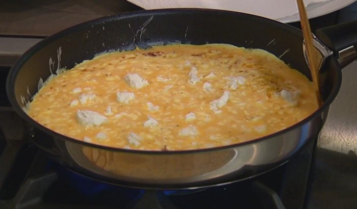 Фриттата с козьим сыром и шалфеем 