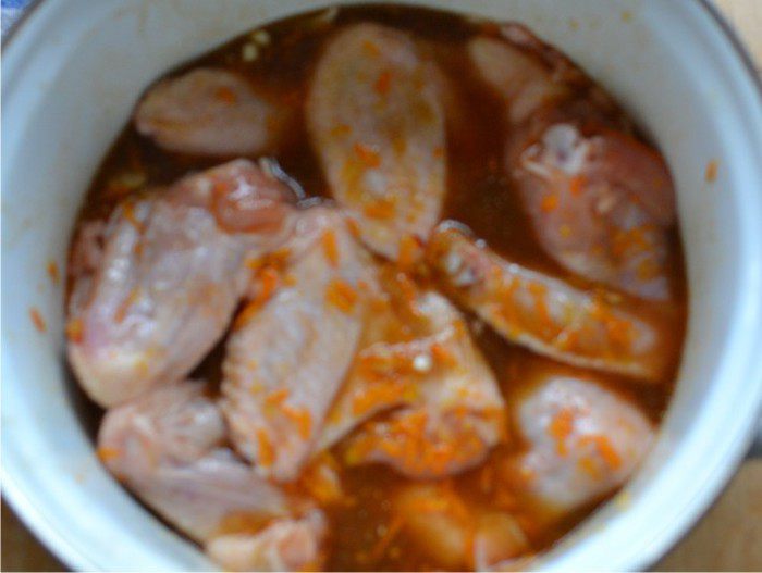 Хрустящие крылышки с апельсиновой корочкой