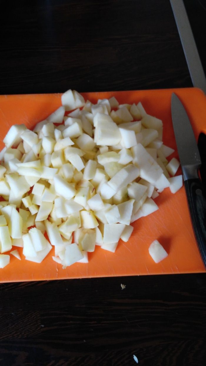 Яблочное кольцо со сливочным сыром