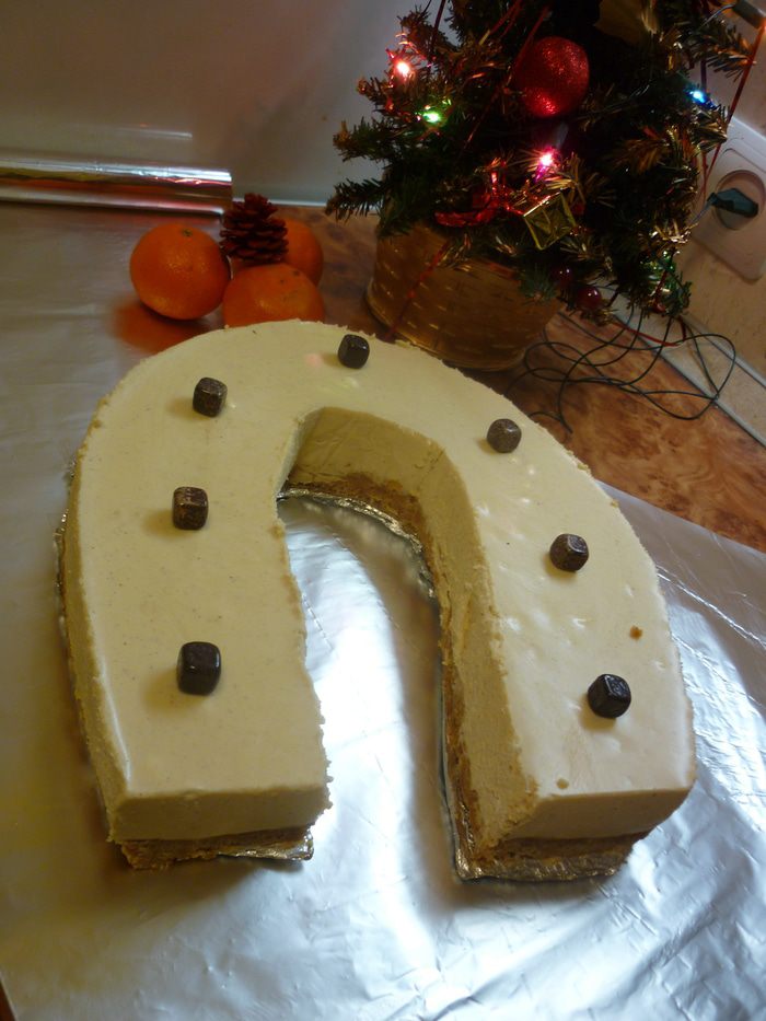 Торт &amp;quot;Подкова&amp;quot; + мк по изготовлению нестандартной разъемной формы