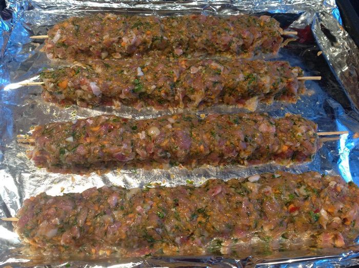 Люля-кебаб из индейки с овощами