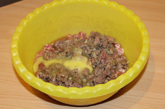 Террин мясной с печенью, курагой и грецким орехом