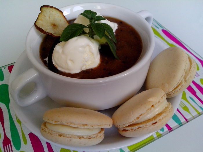 Ванильно-ягодный десертный суп 