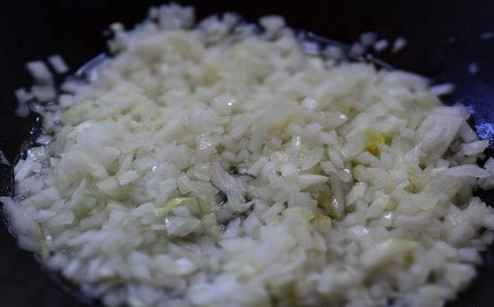 Жульен с вешенками и баклажанами