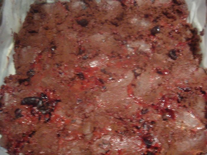 Брауни с черной смородиной
