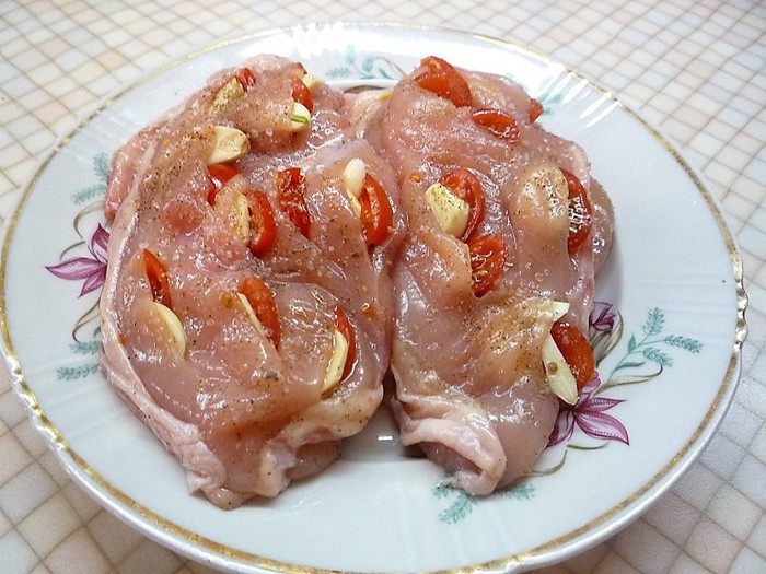 Куриные грудки с картофелем и томатами черри