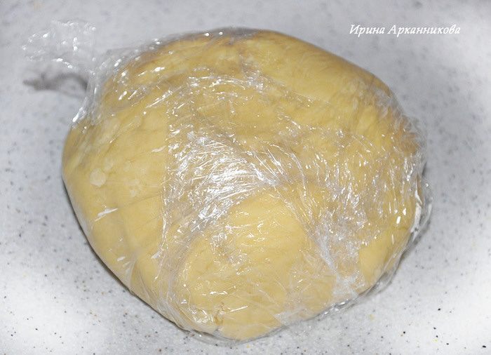 Печенье с вяленой вишней