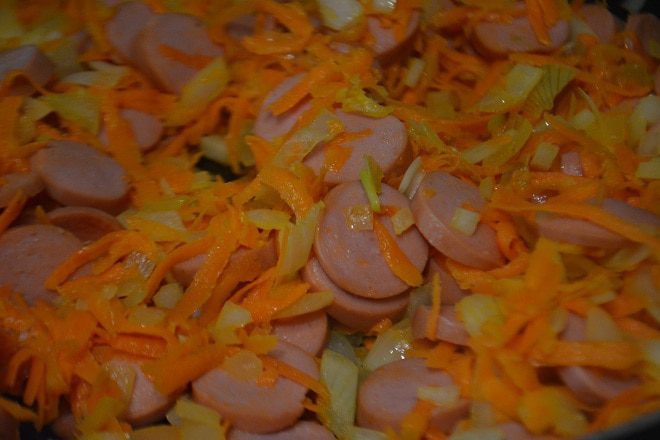 Сырный суп с сосисками