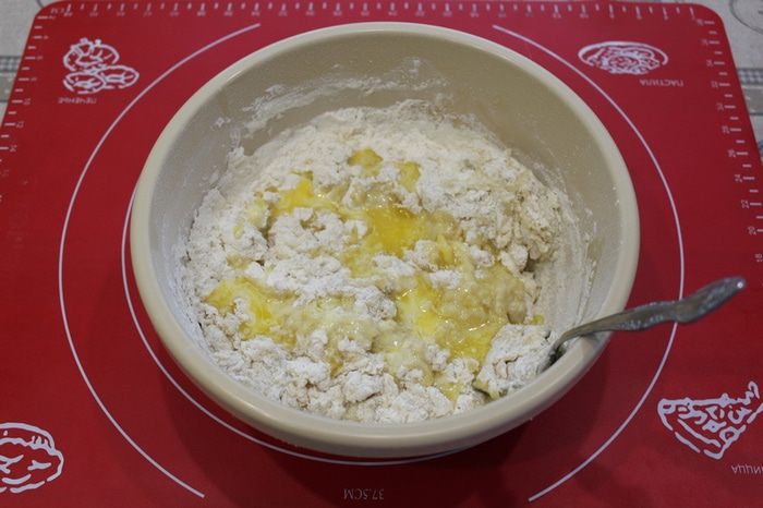 Ванильные сдобные булочки с джемом