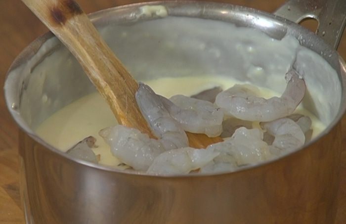 Рыбный пирог со сливочной начинкой