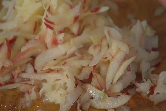 Оладьи с яблоками и яблочной карамелью 