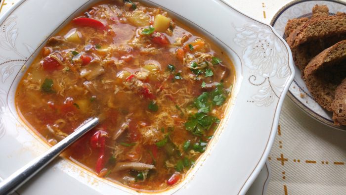Грибной суп с рисом и яйцом