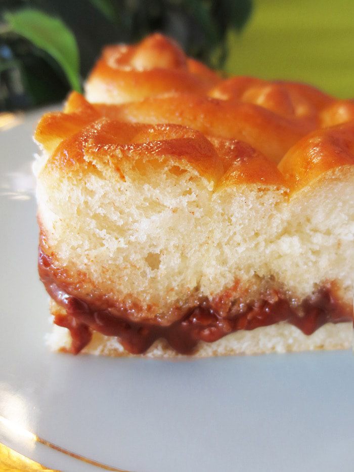 Пирог с шоколадной начинкой