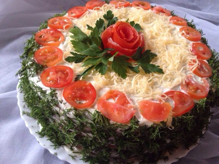 Торт из печеночных блинов &amp;quot;Весна шагает по планете&amp;quot;