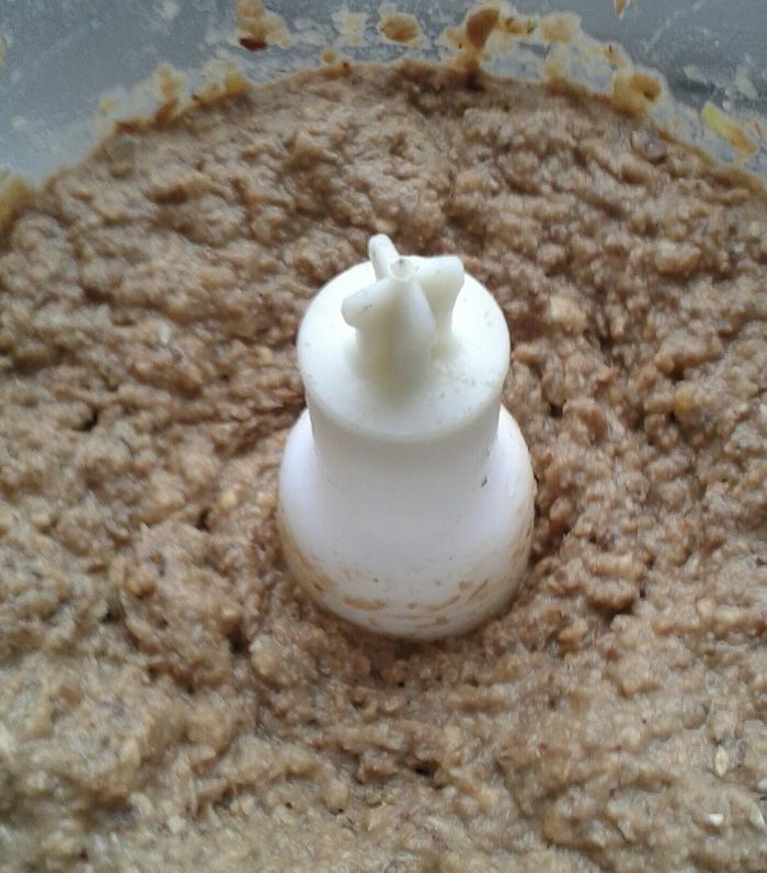 Паштет из чечевицы с кешью и черносливом