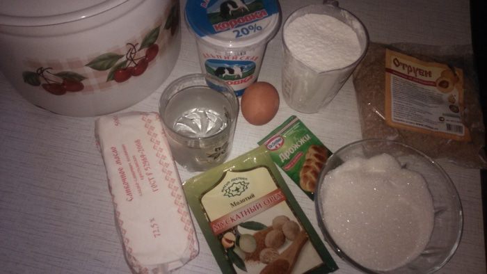 Хлебная коса с мускатным орехом