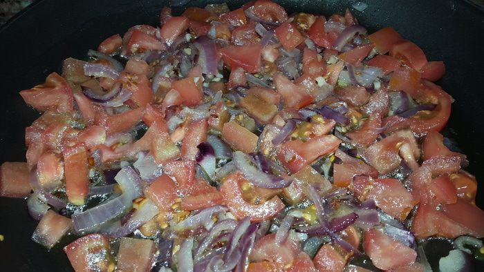 Цветная капуста и брокколи, запеченные с белой фасолью
