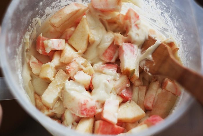 Яблочный кекс