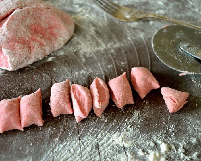 Итальянские ньокки со свеклой