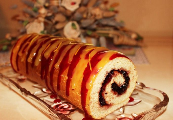 Быстрый рулет с крыжовником