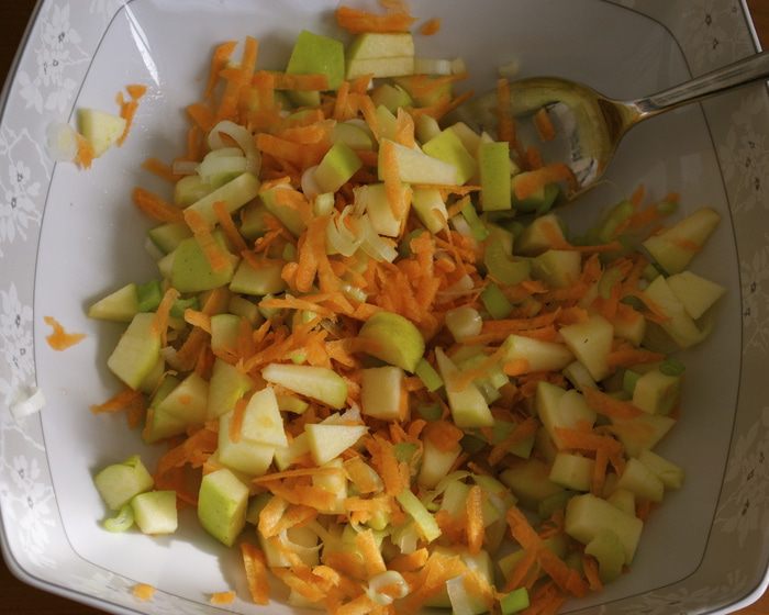 Салат с тунцом (TUNA SALAD)