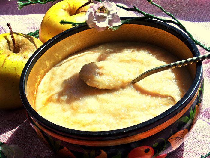 Яблочное пюре со сгущёнкой
