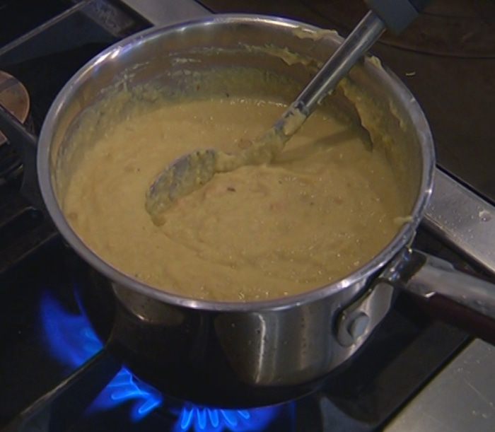 Суп из нута с беконом и розмарином 