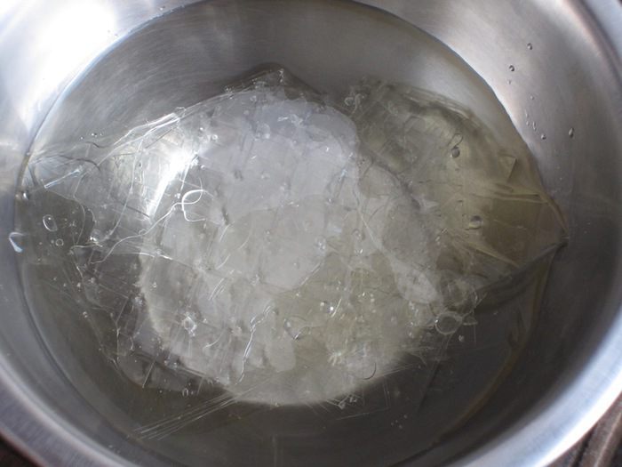 Канапе с муссом из ветчины и рикотты