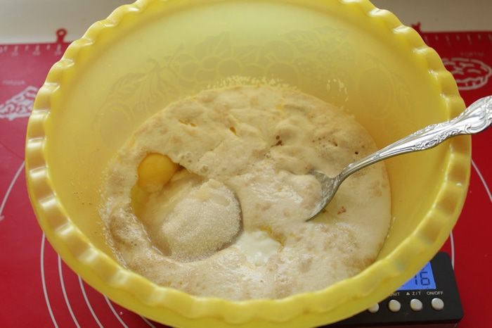 Бухтели с абрикосовым джемом