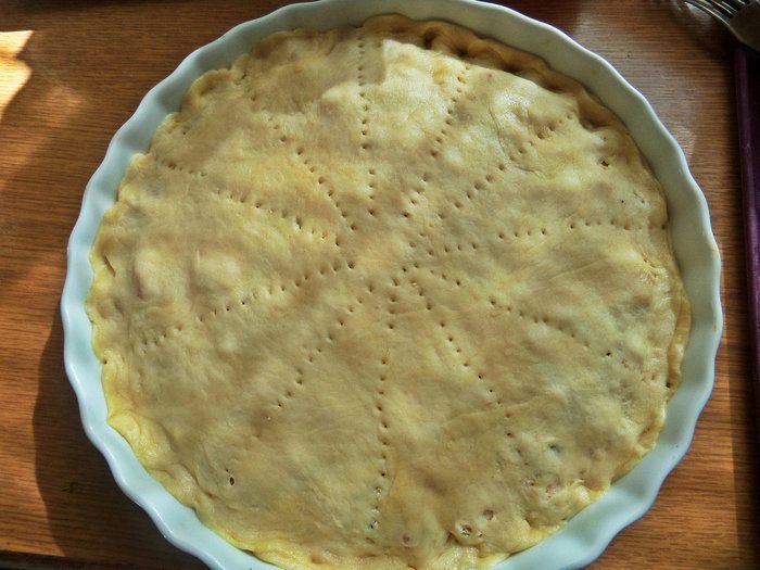 Закрытый пирог с рисом и курицей