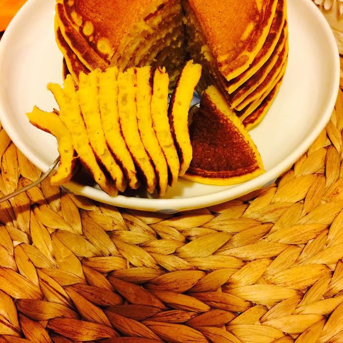 Панкейки (Pumpkin pancakes)